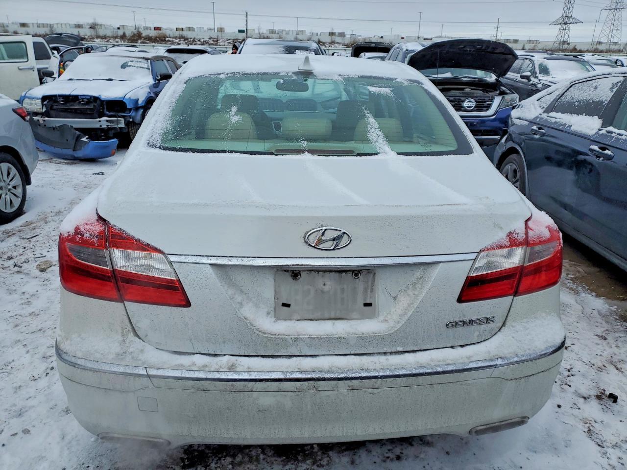 2012 HYUNDAI GENESIS