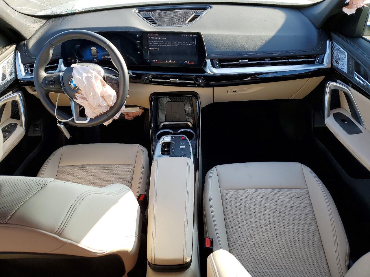 2025 BMW X1