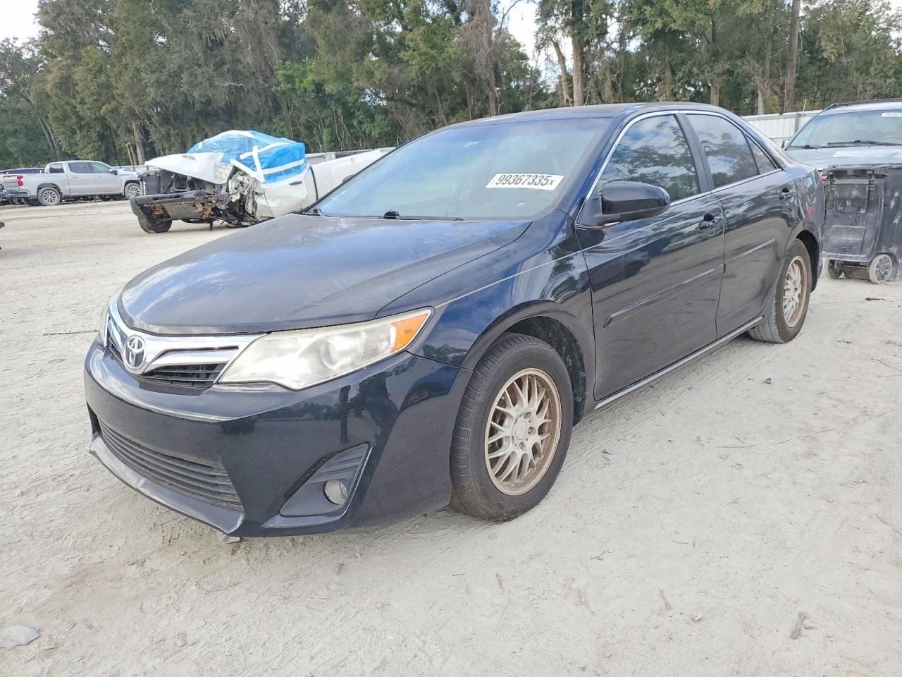 2014 TOYOTA CAMRY