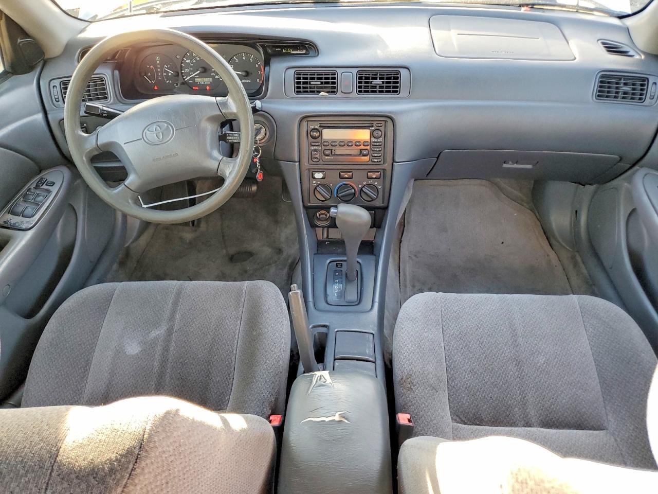2000 TOYOTA CAMRY