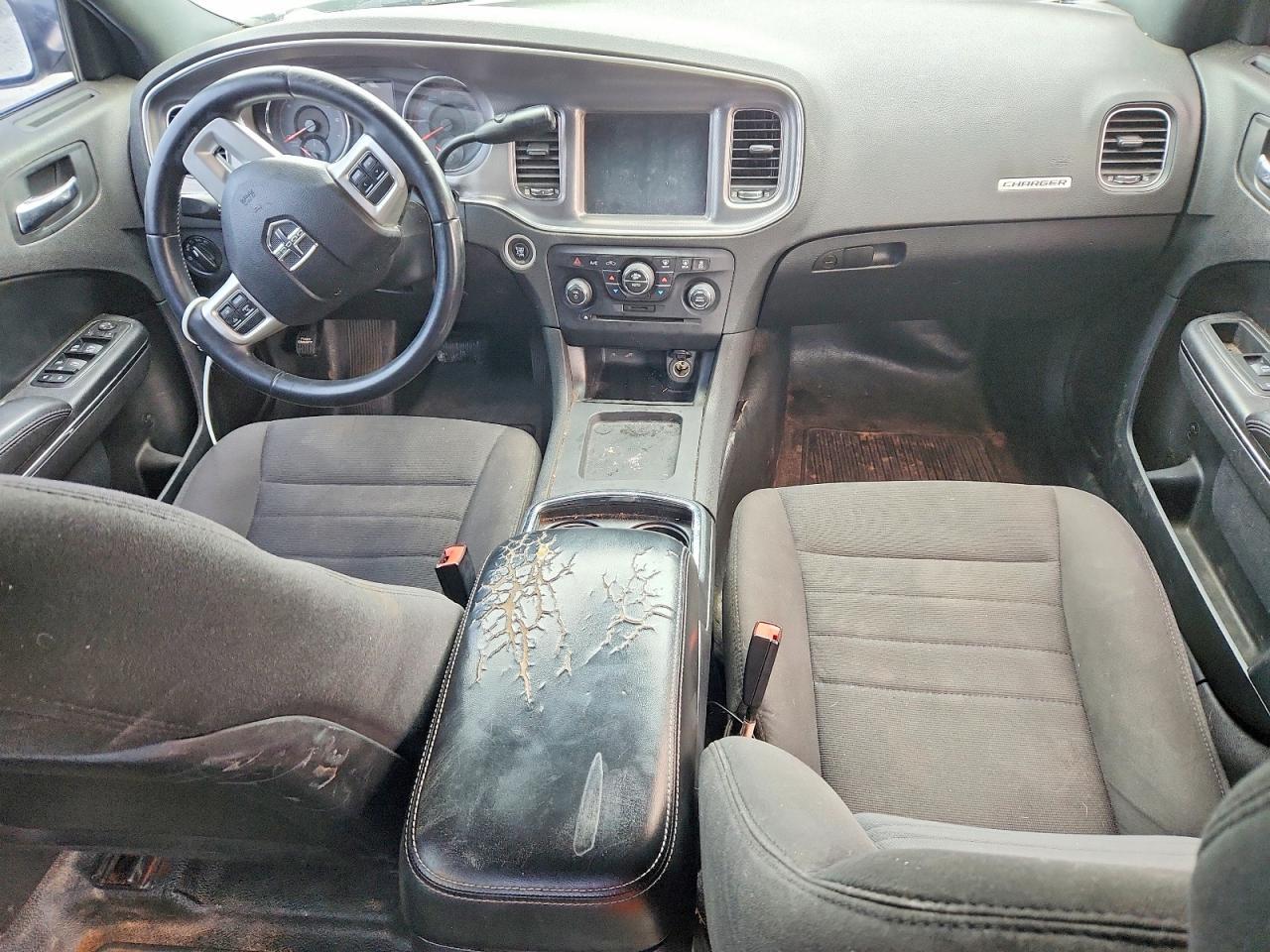 2013 DODGE CHARGER