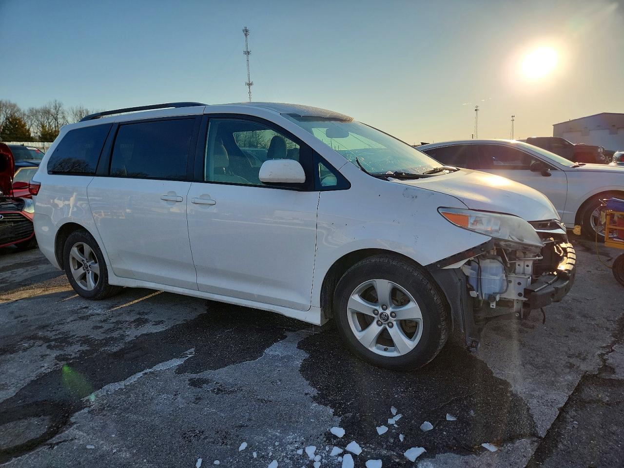 2019 TOYOTA SIENNA