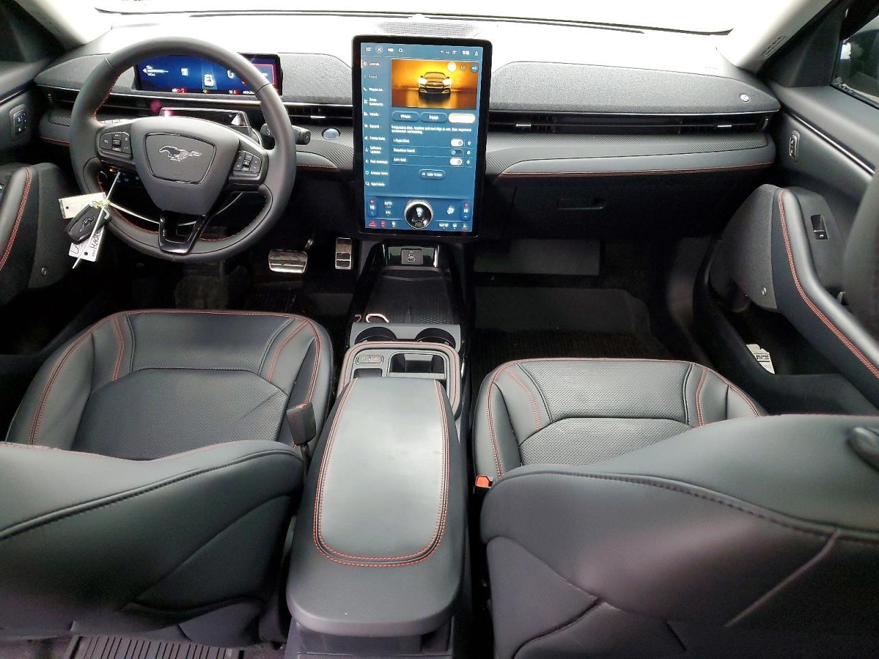 2025 FORD Mustang Mach-E