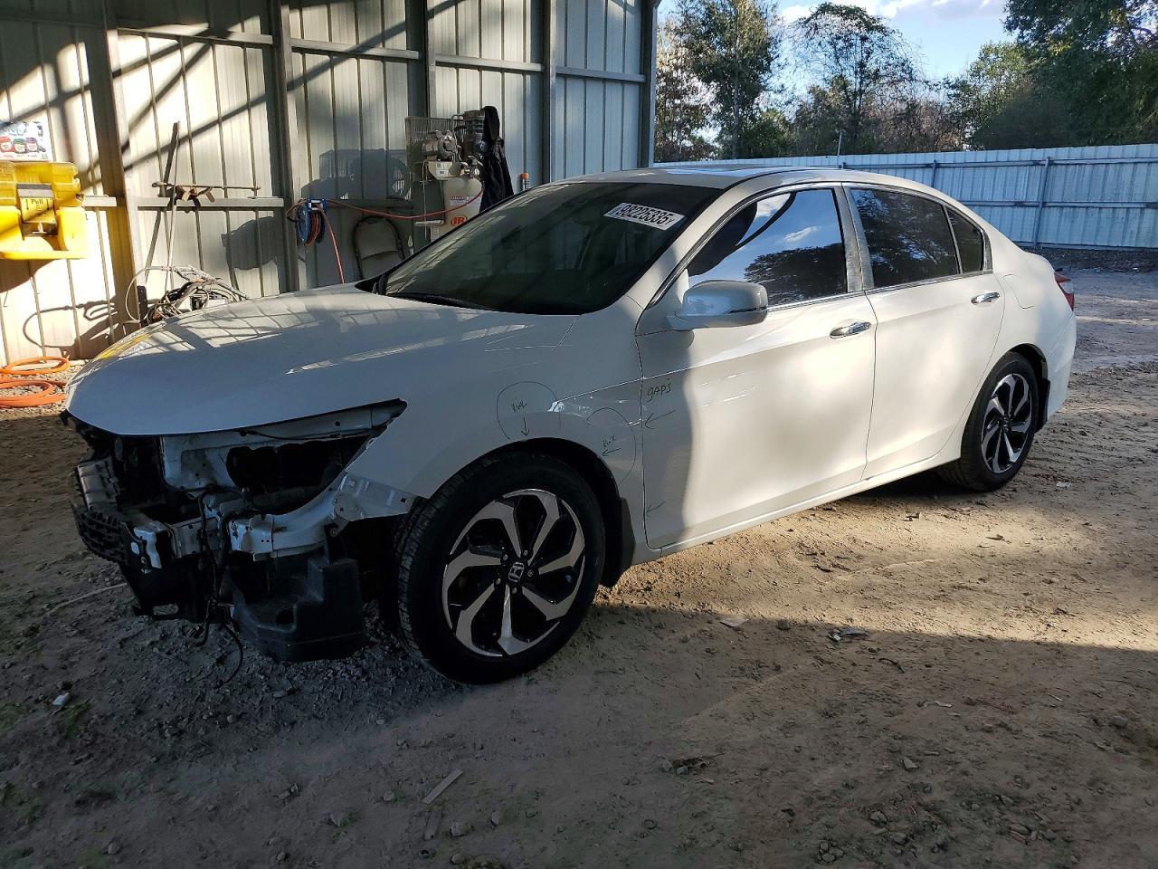2016 HONDA ACCORD