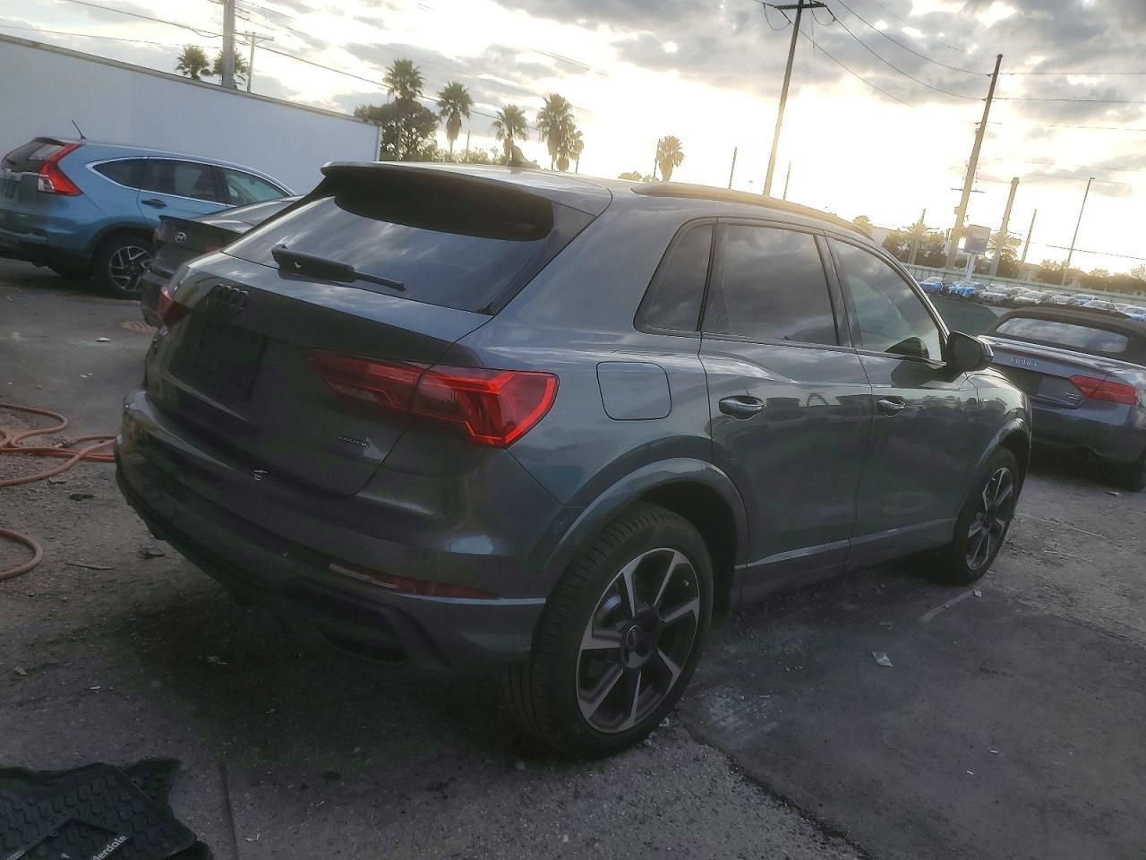 2025 AUDI Q3
