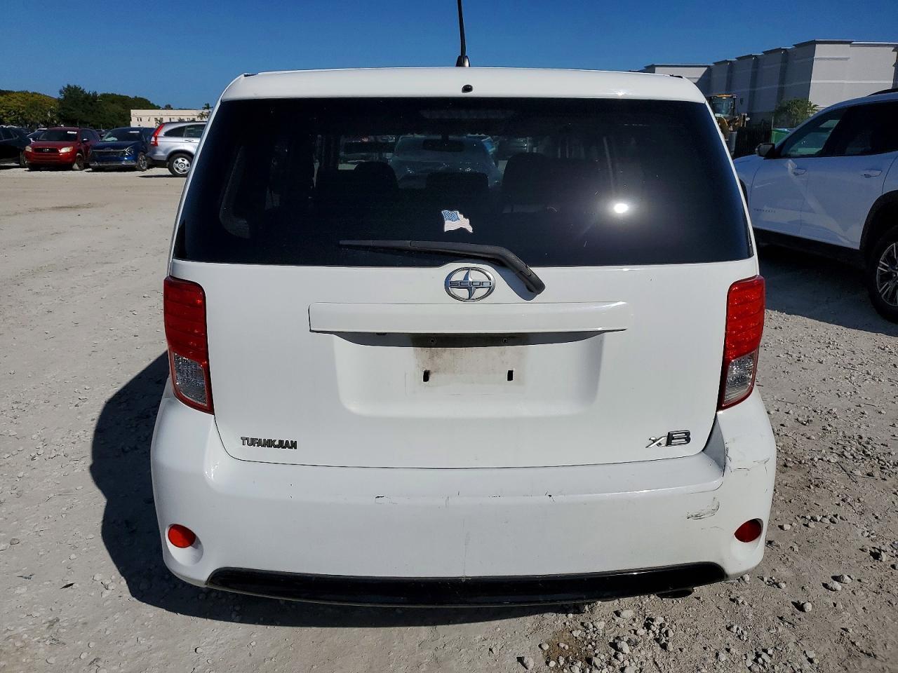 2015 TOYOTA SCION