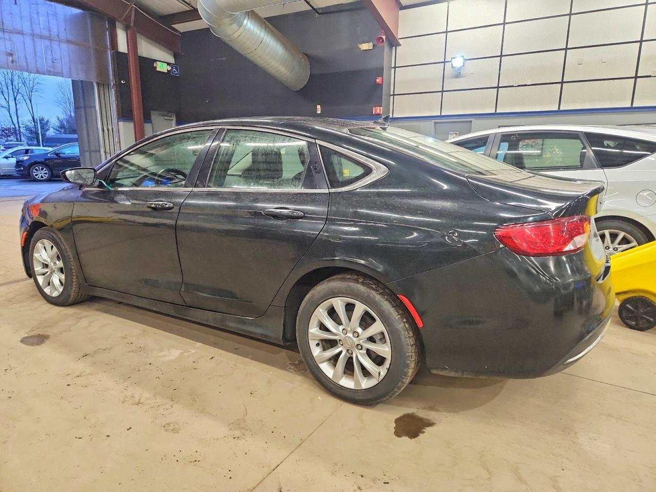 2016 CHRYSLER 200