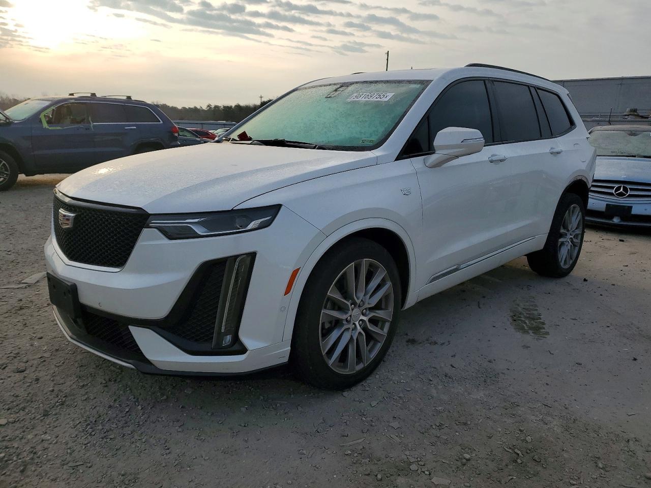 2020 CADILLAC XT6
