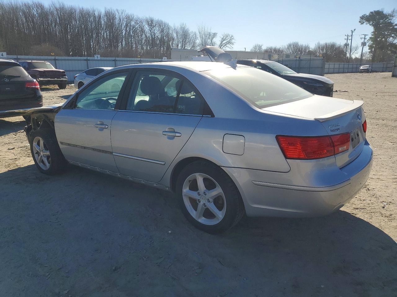 2010 HYUNDAI SONATA