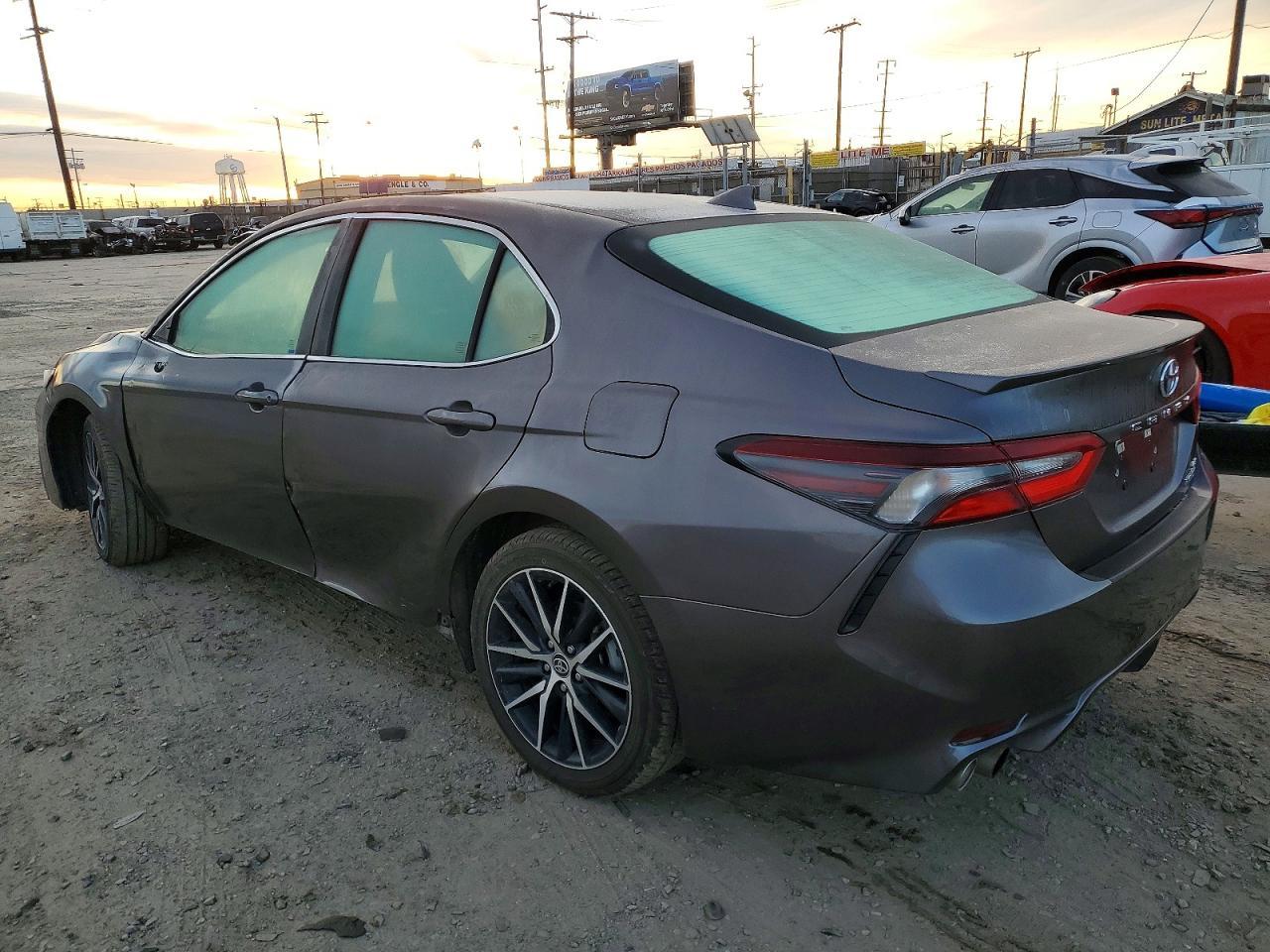 2023 TOYOTA CAMRY
