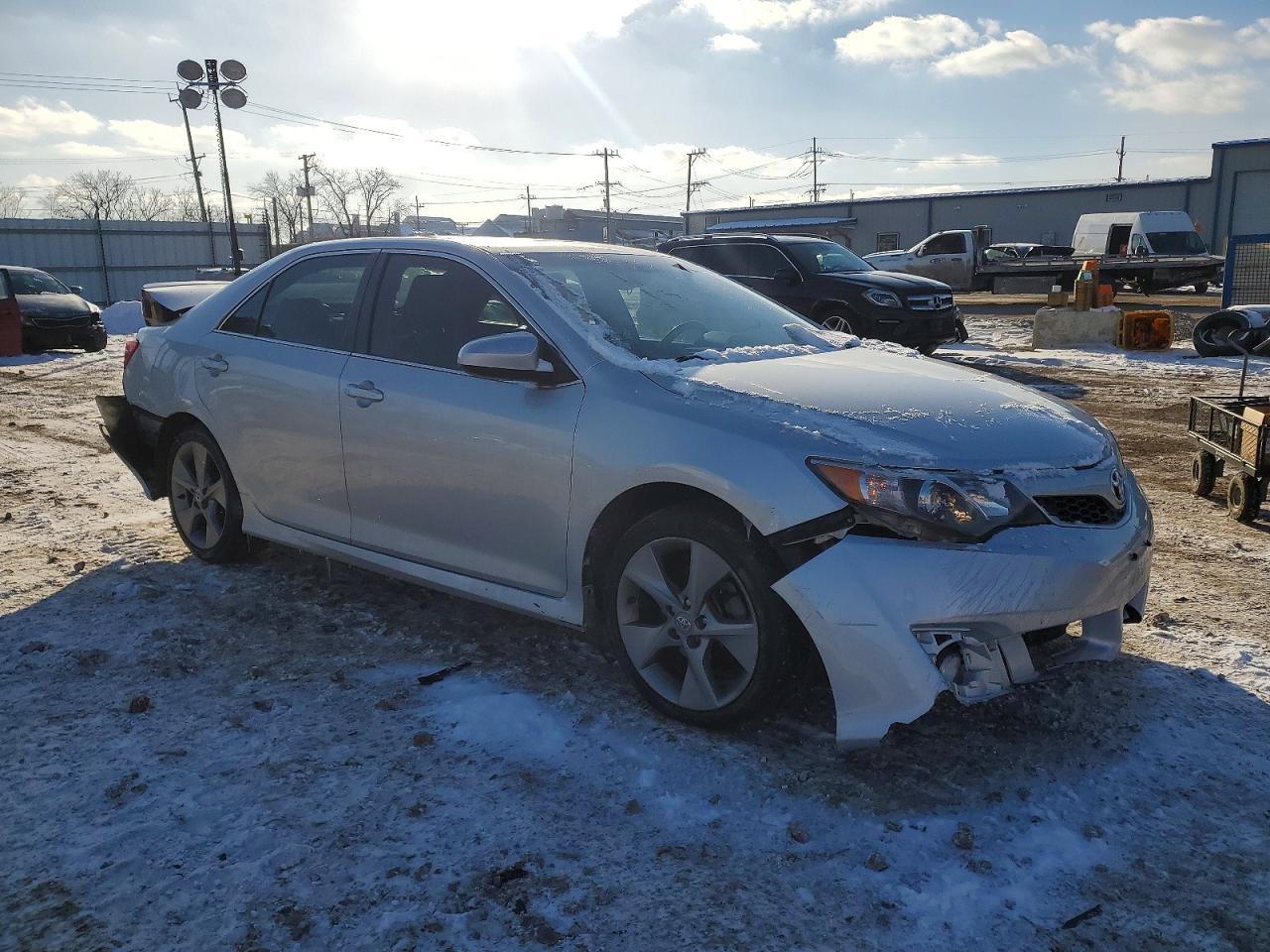 2013 TOYOTA CAMRY