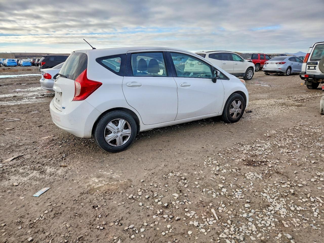 2015 NISSAN Versa Note