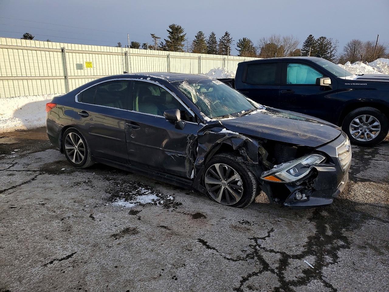 2016 SUBARU Legacy