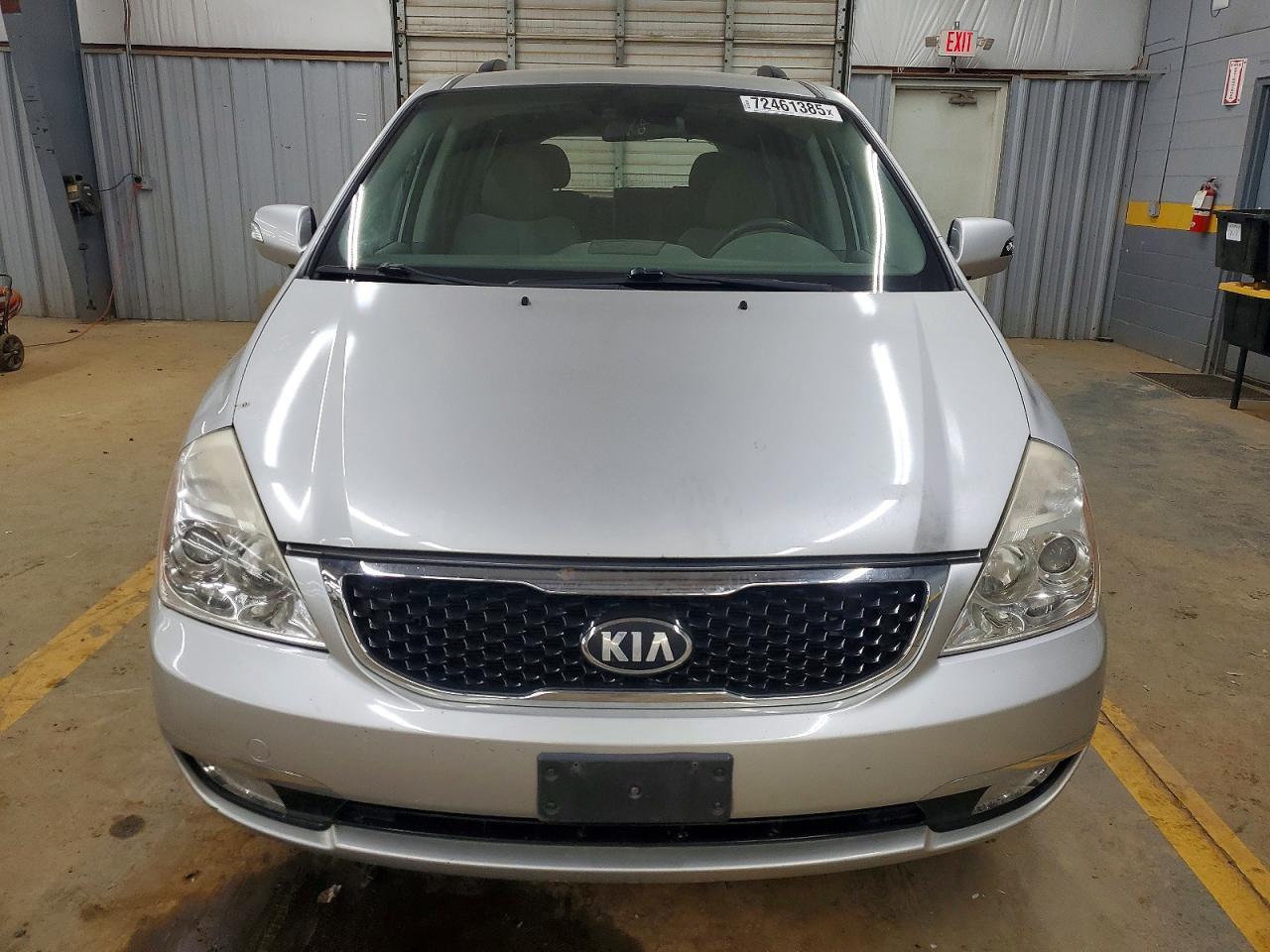 2014 KIA SEDONA