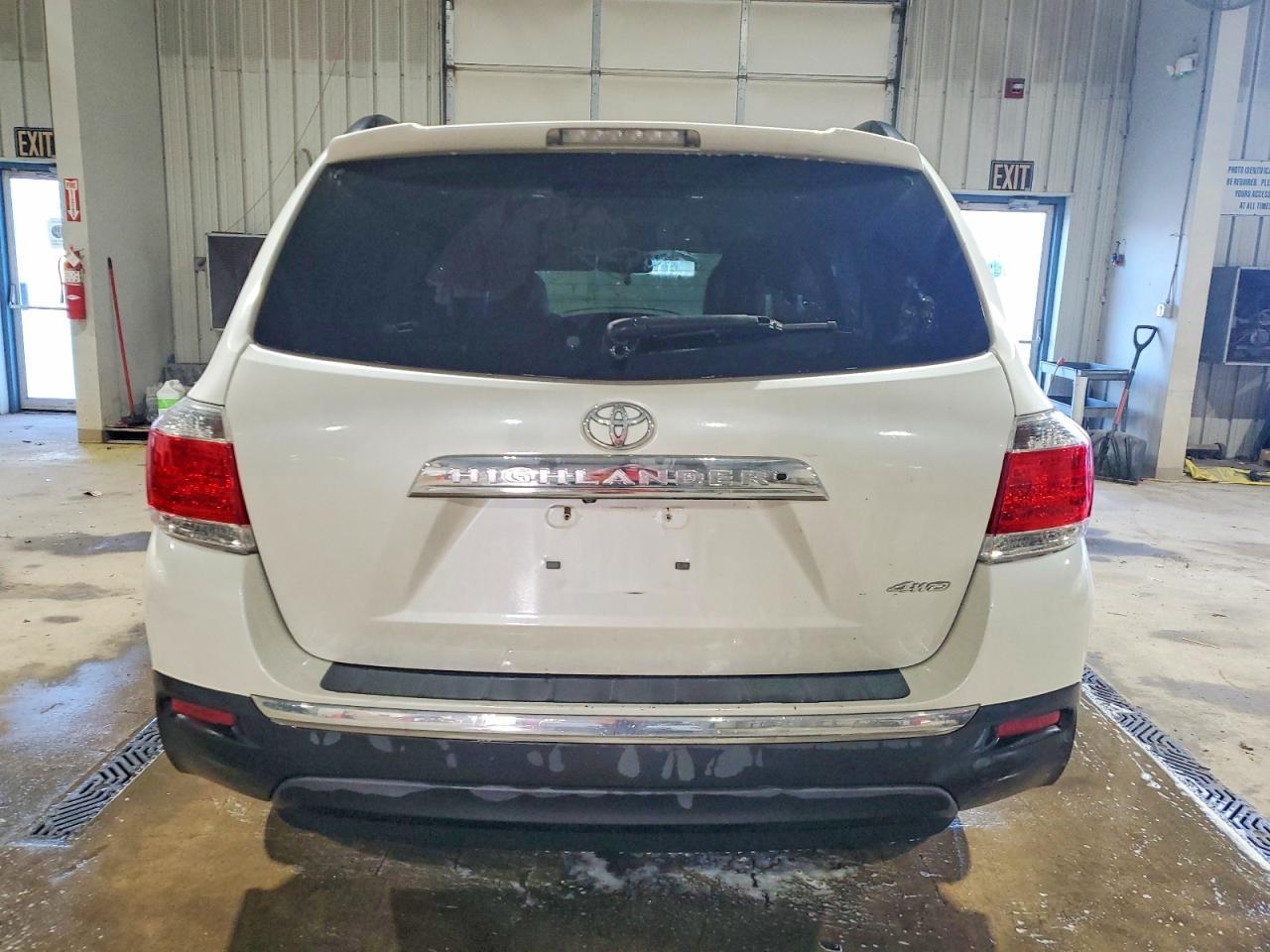 2013 TOYOTA HIGHLANDER