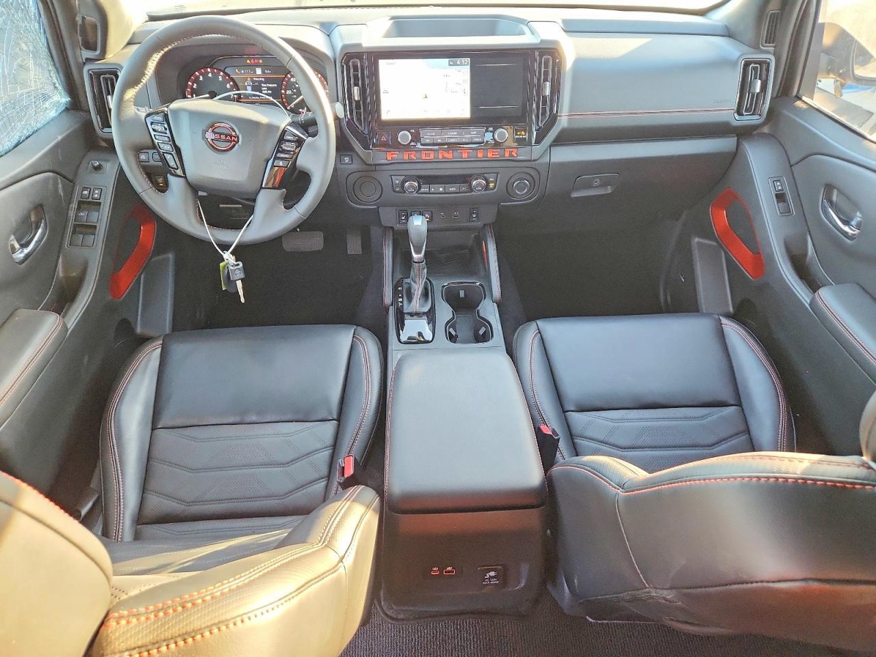 2025 NISSAN Frontier