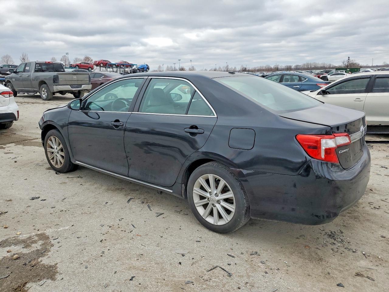 2012 TOYOTA CAMRY