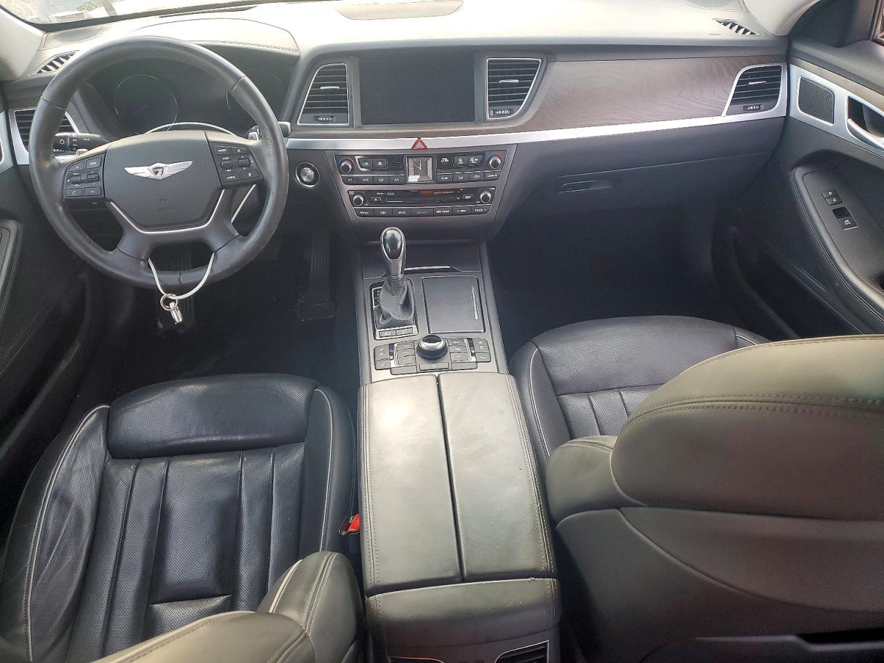 2015 HYUNDAI GENESIS