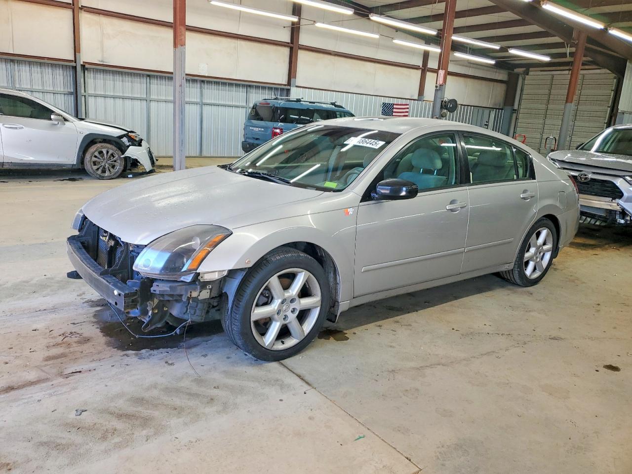 2005 NISSAN Maxima