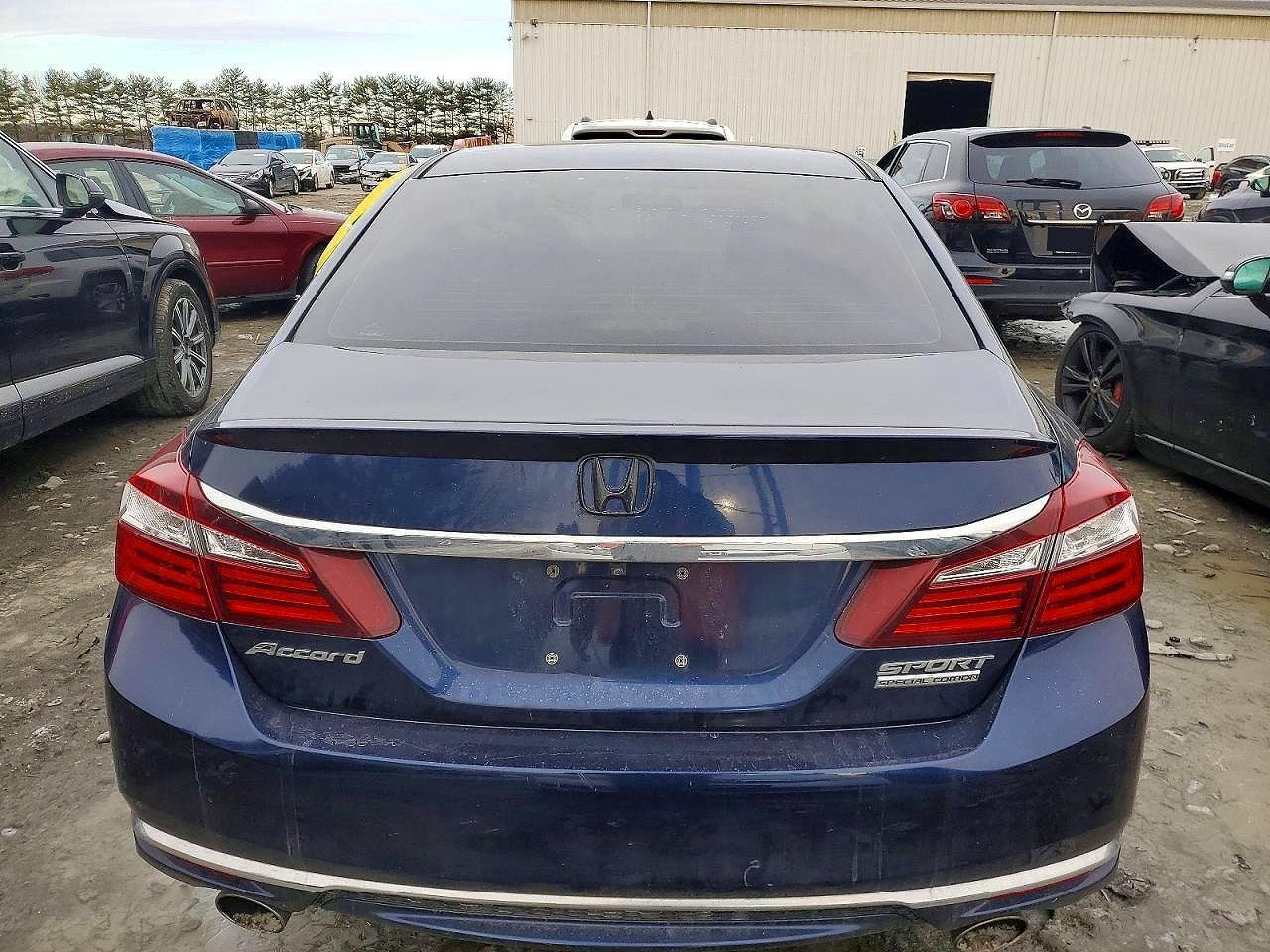 2017 HONDA ACCORD