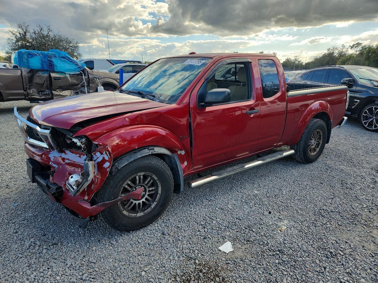 2012 NISSAN Frontier