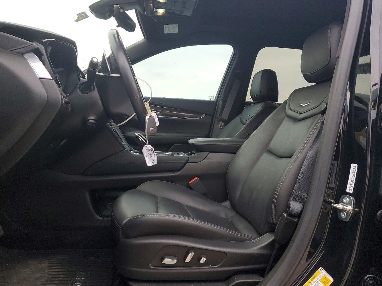 2023 CADILLAC XT6