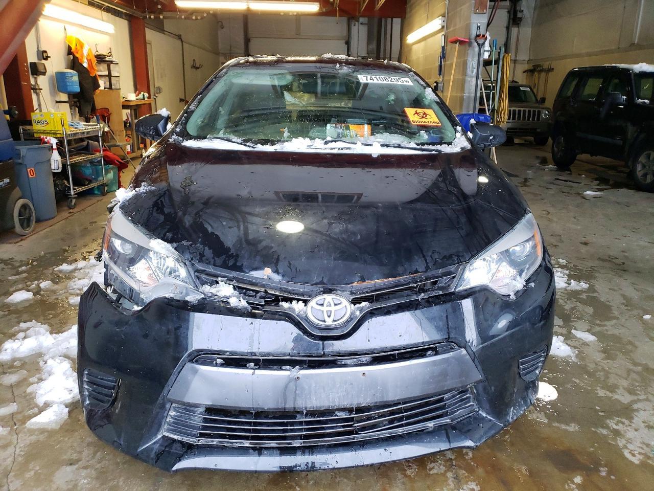 2016 TOYOTA COROLLA