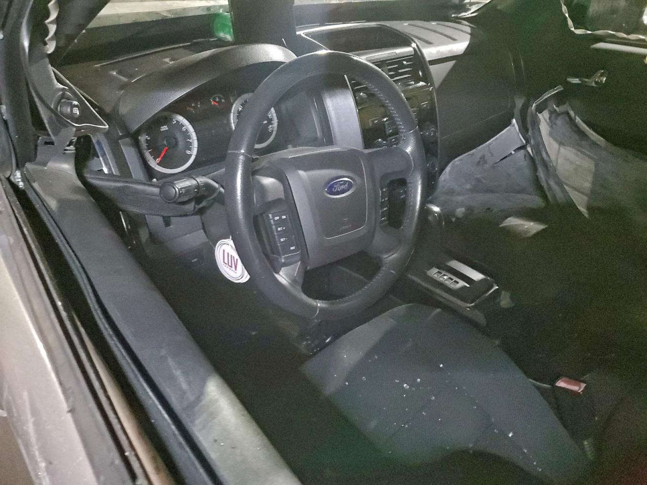 2010 FORD ESCAPE