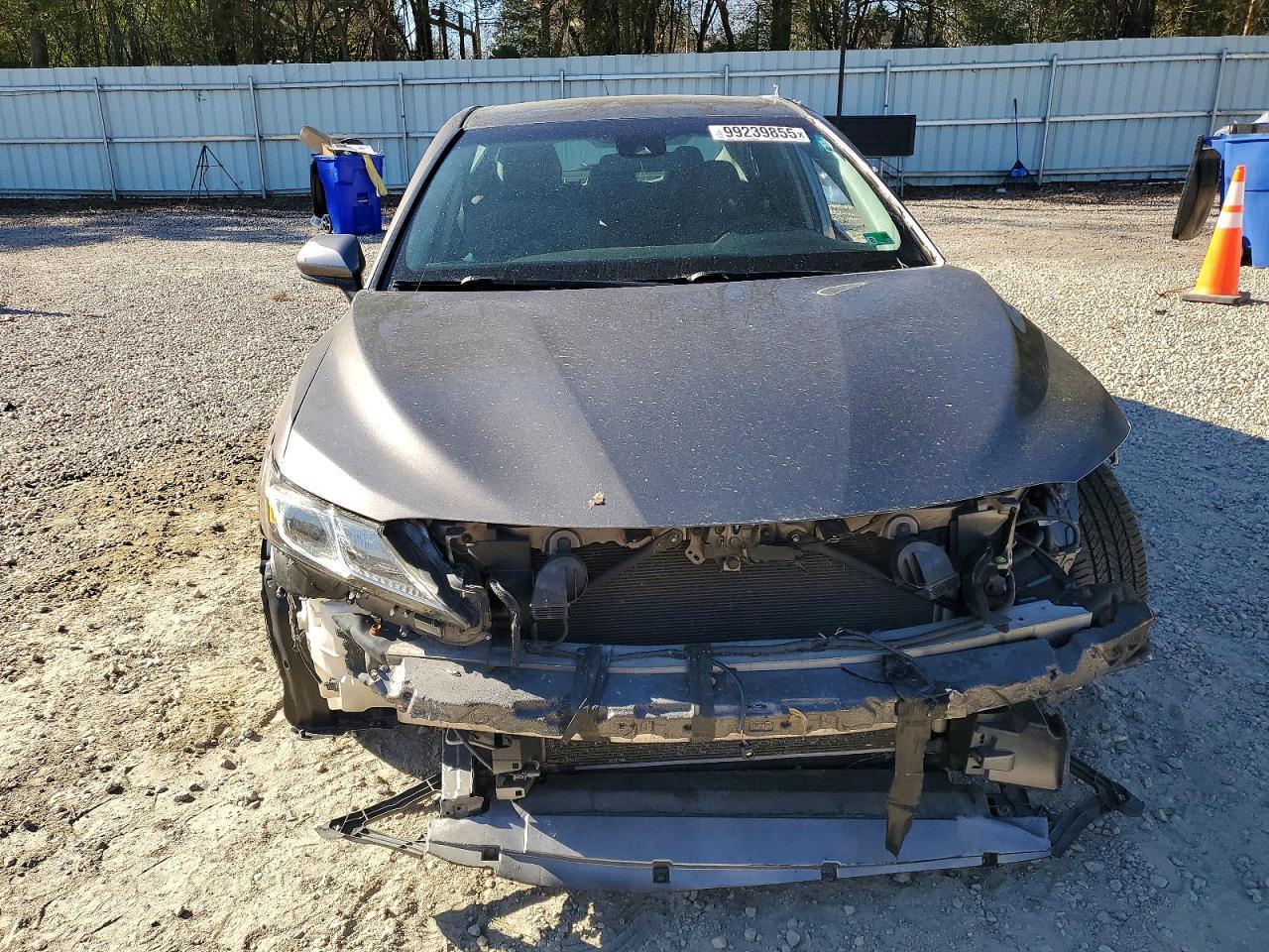 2018 TOYOTA CAMRY