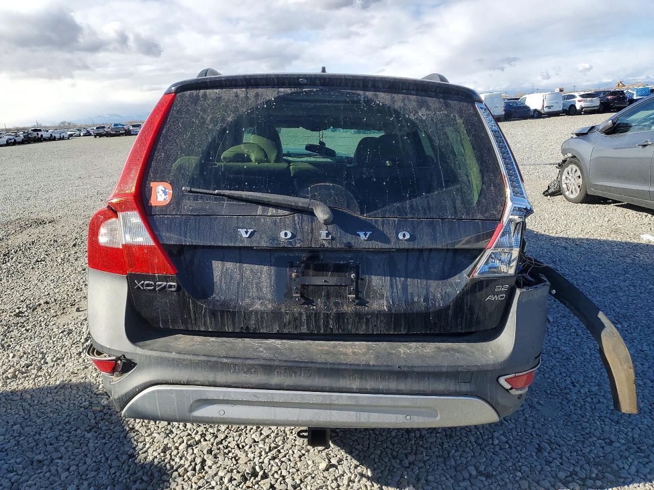 2010 VOLVO XC70