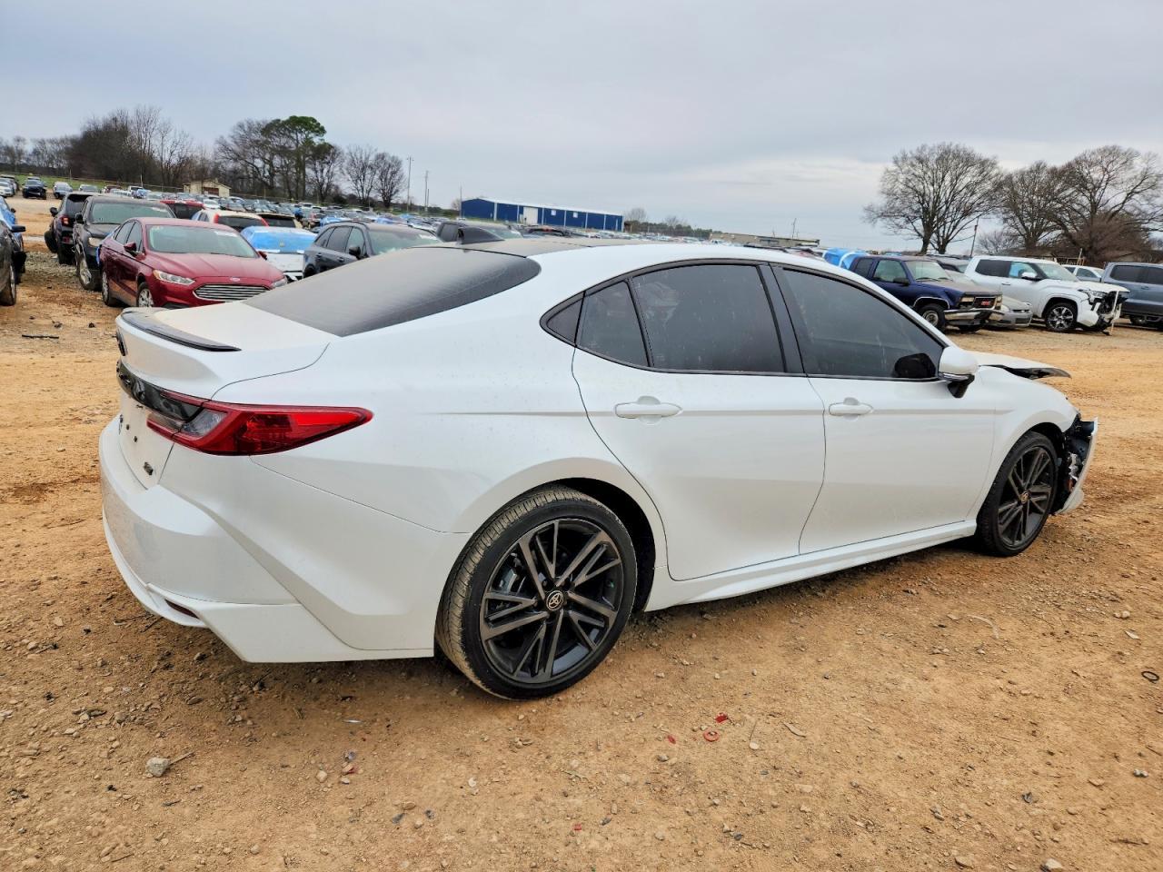 2025 TOYOTA CAMRY