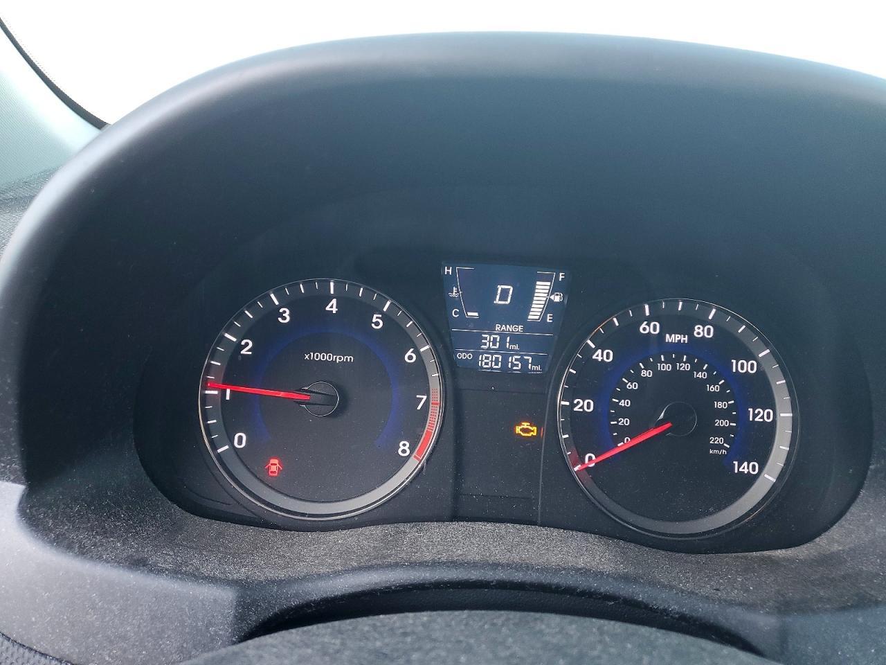 2013 HYUNDAI ACCENT