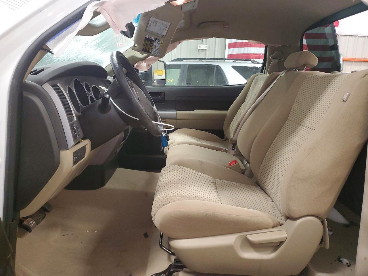 2011 TOYOTA TUNDRA