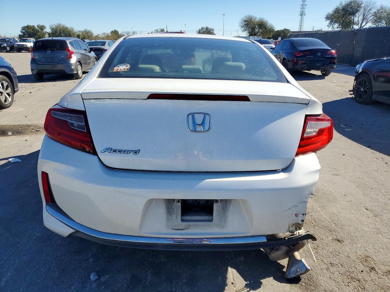 2016 HONDA ACCORD