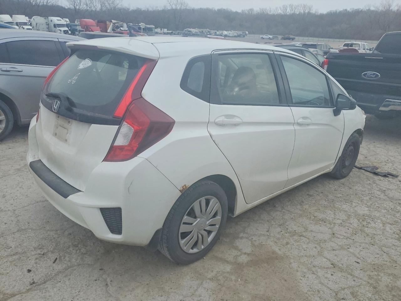 2016 HONDA FIT