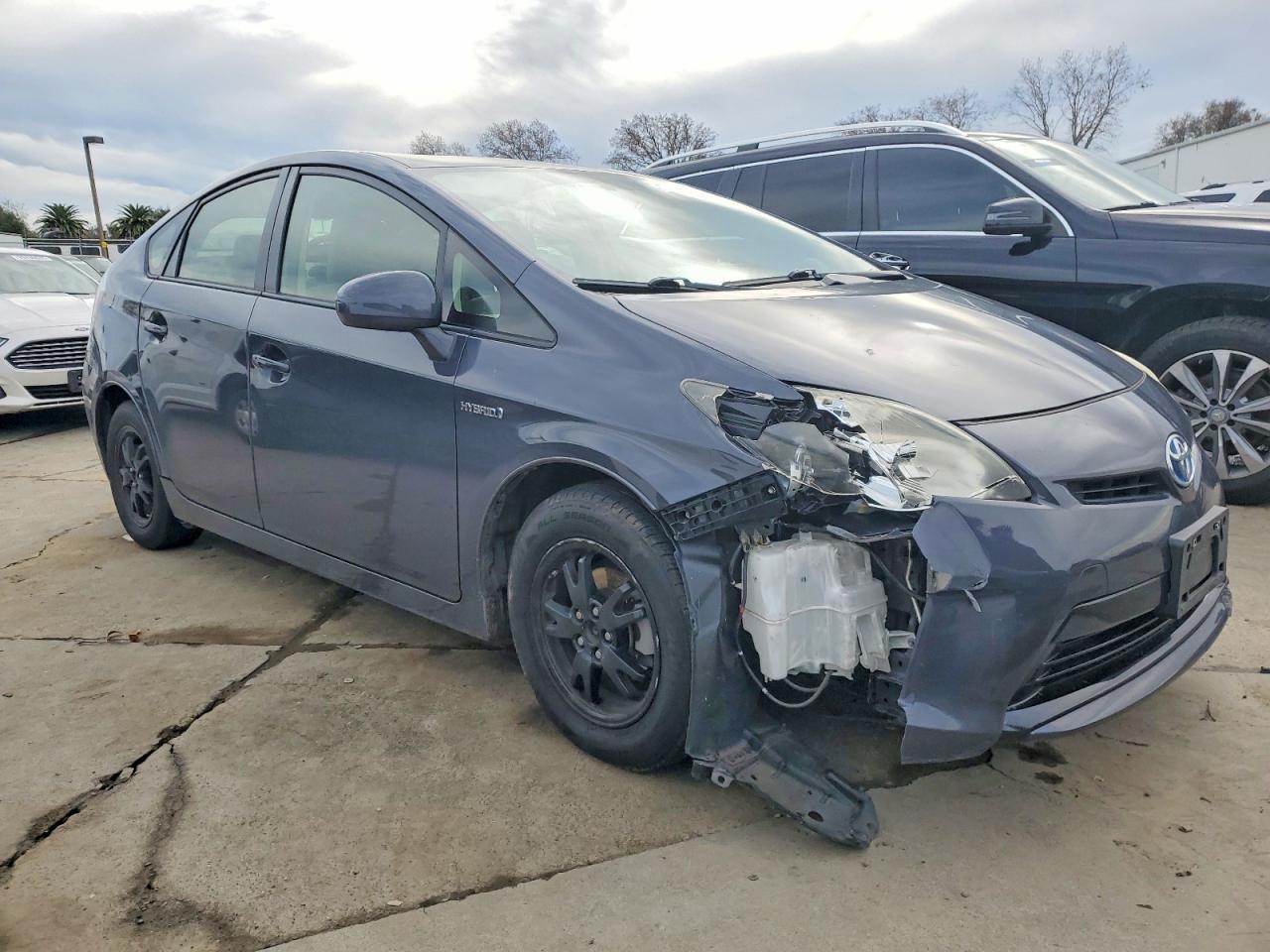 2013 TOYOTA PRIUS