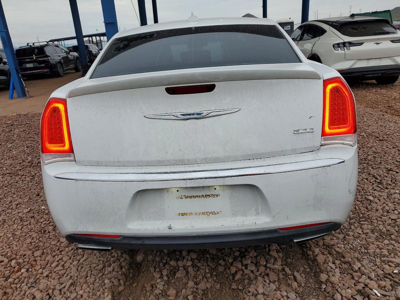 2017 CHRYSLER 300
