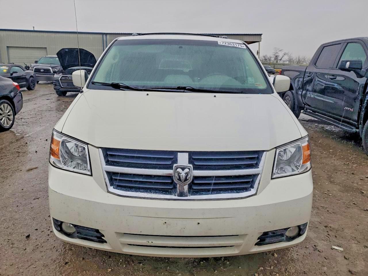 2010 DODGE GRAND CARAVAN