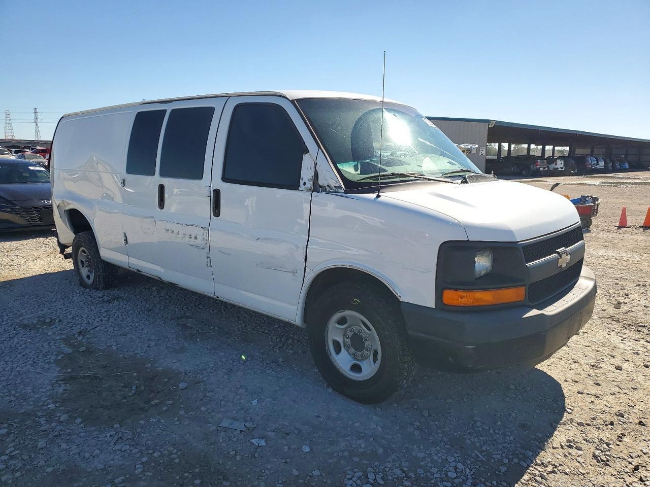 2013 CHEVROLET EXPRESS 2500