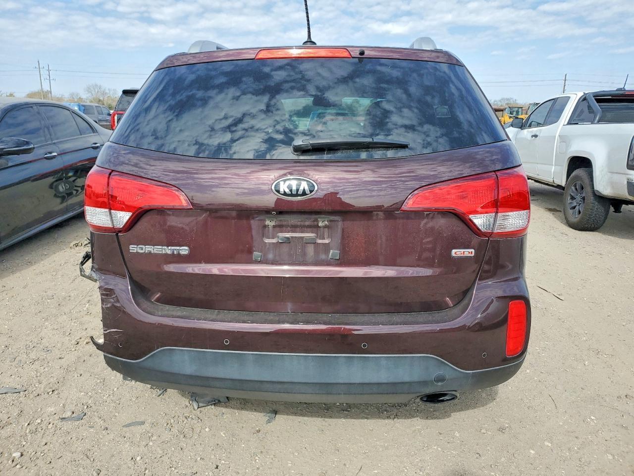 2015 KIA SORENTO