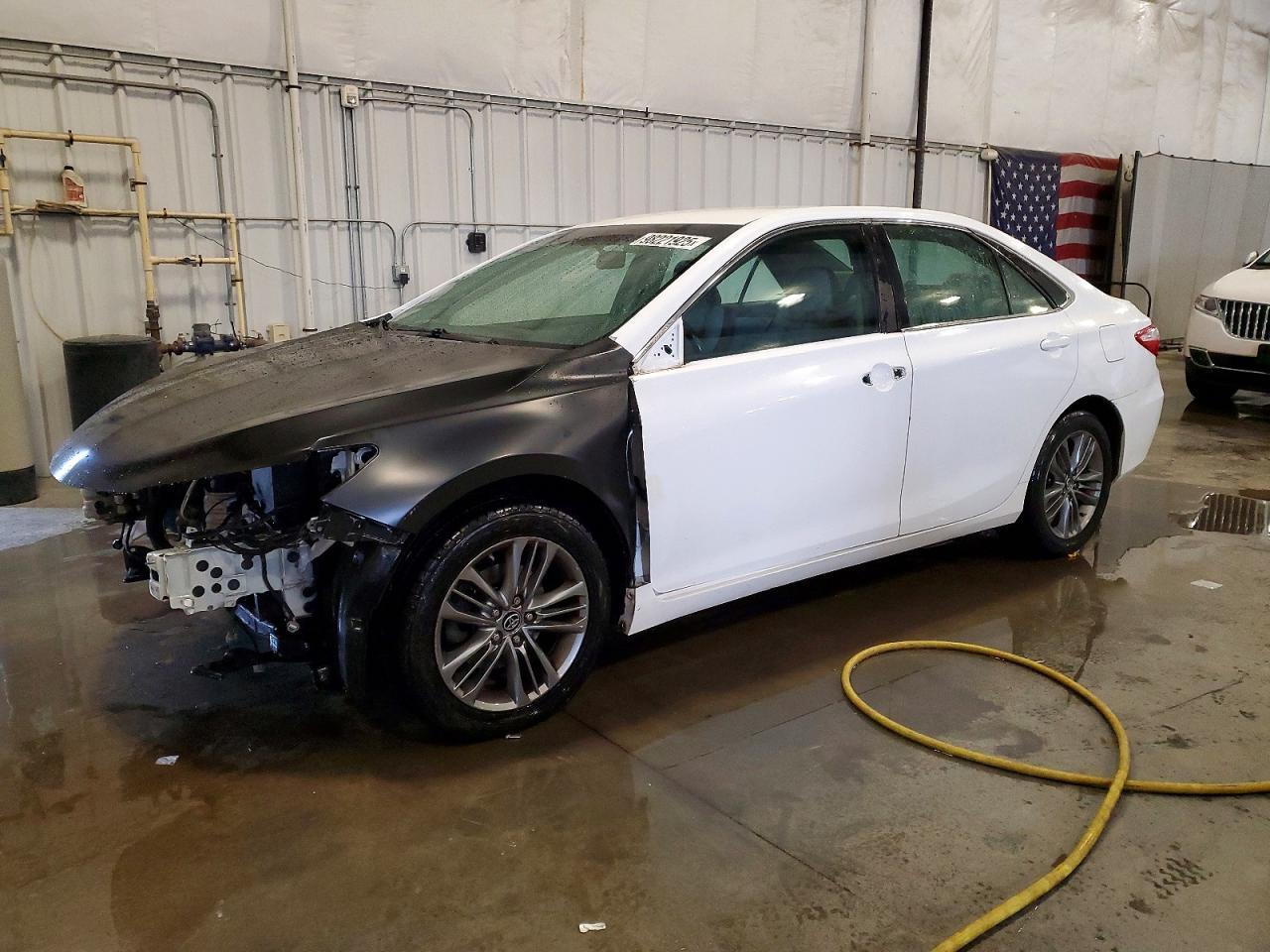 2017 TOYOTA CAMRY