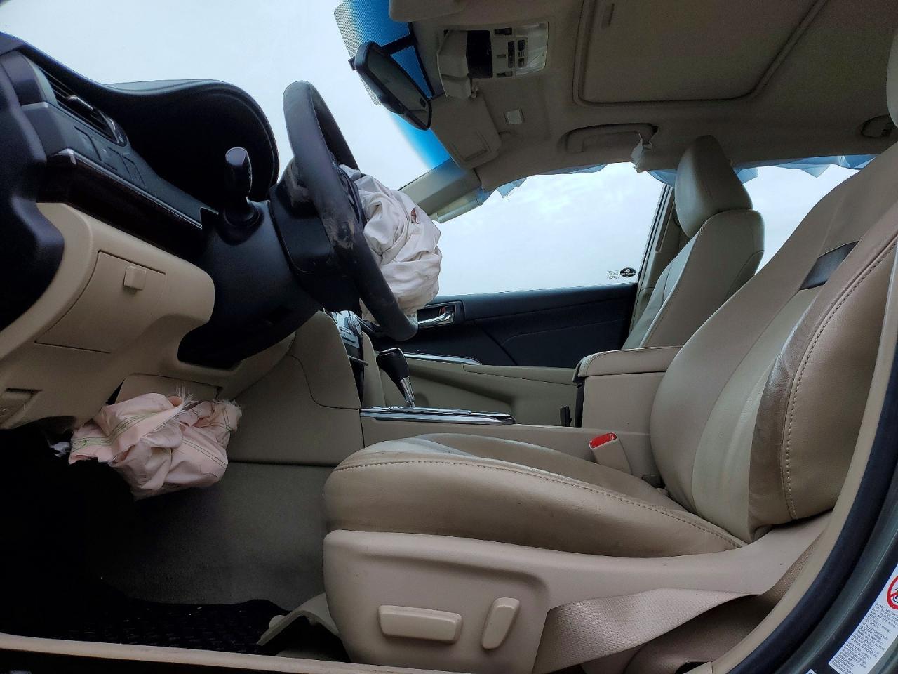 2014 TOYOTA CAMRY