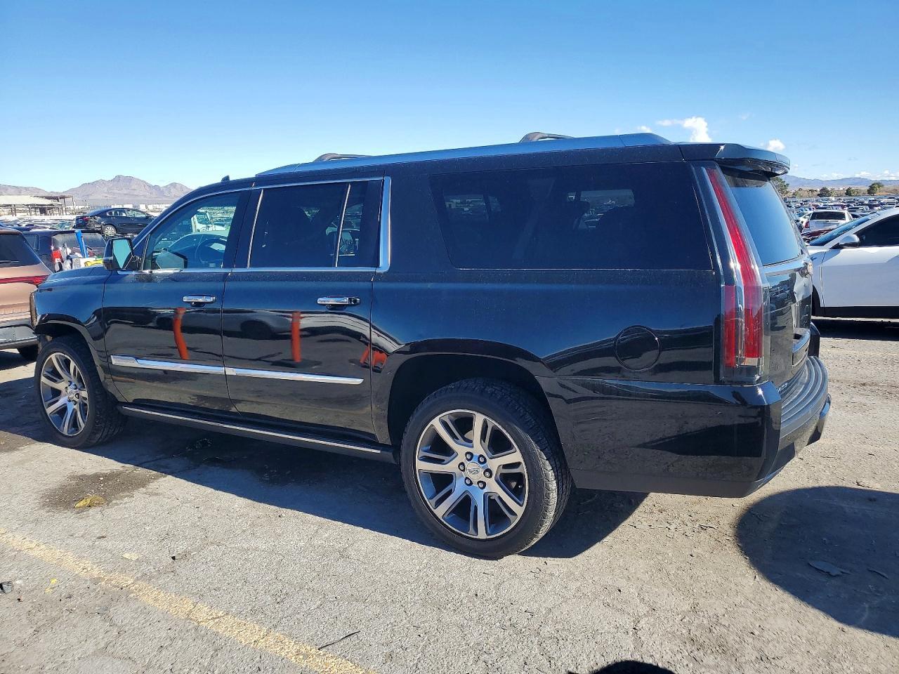 2016 CADILLAC Escalade ESV