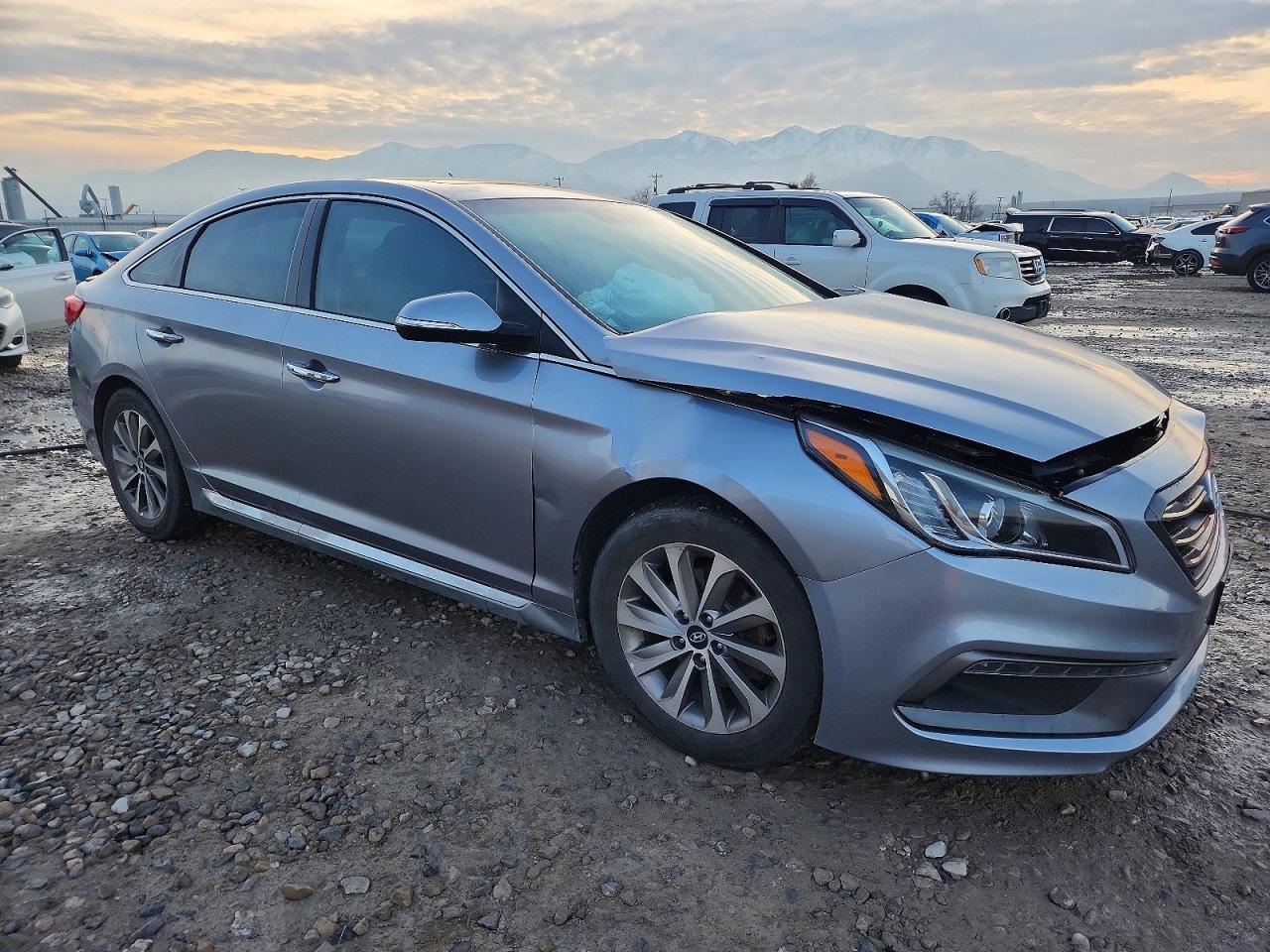 2016 HYUNDAI SONATA