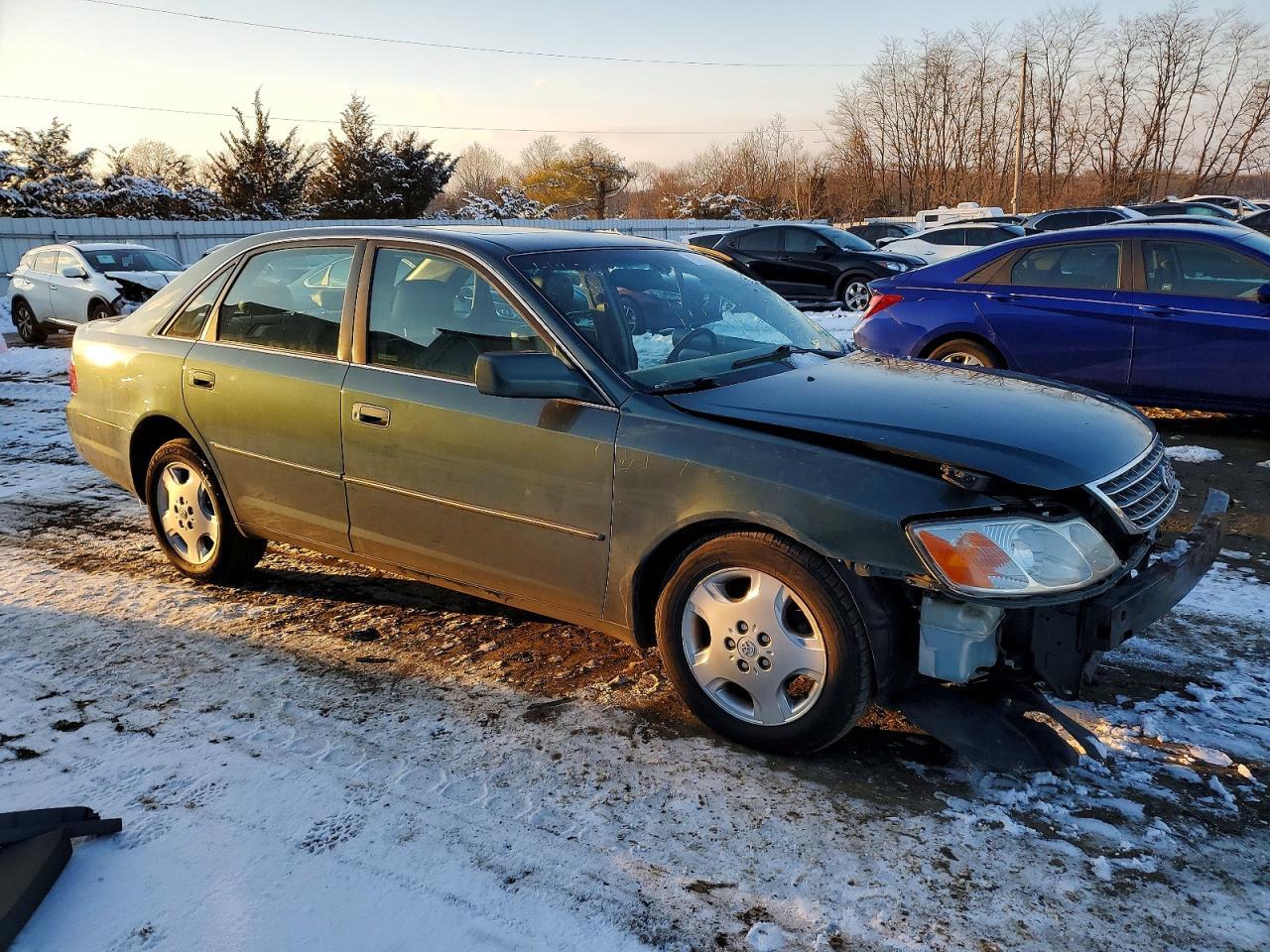 2004 TOYOTA Avalon