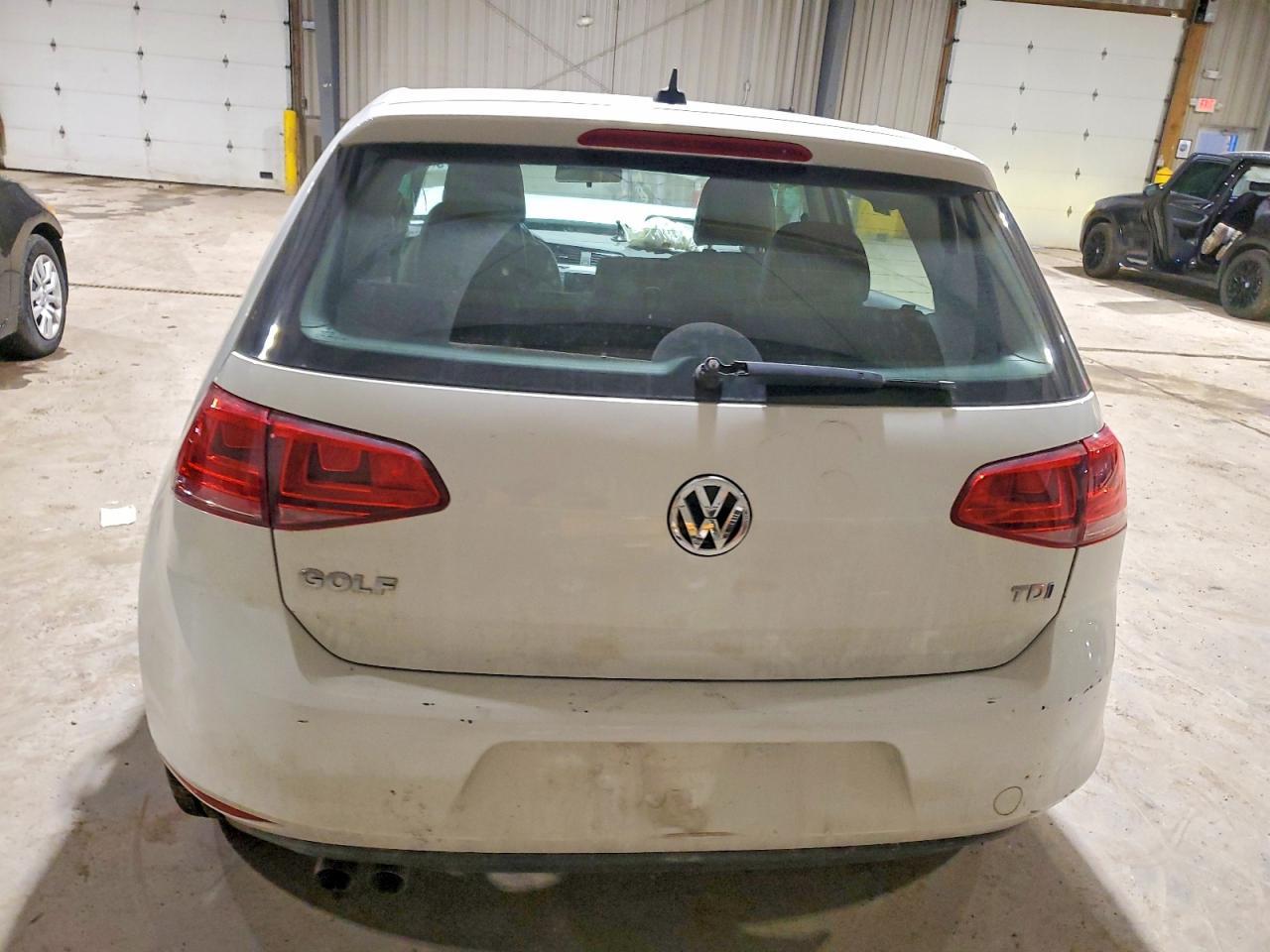 2015 VOLKSWAGEN GOLF
