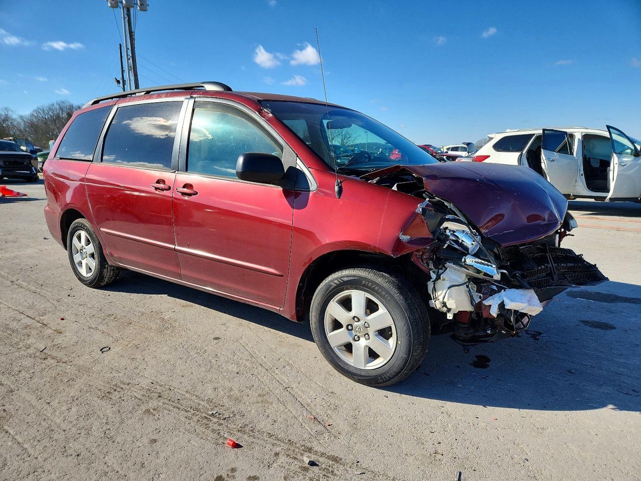2005 TOYOTA SIENNA