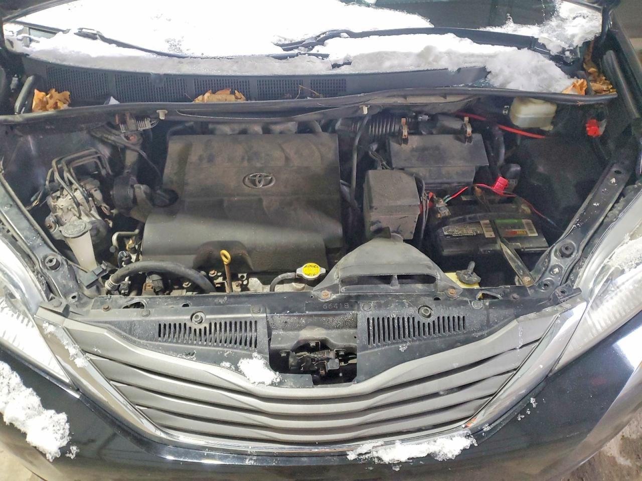 2014 TOYOTA SIENNA
