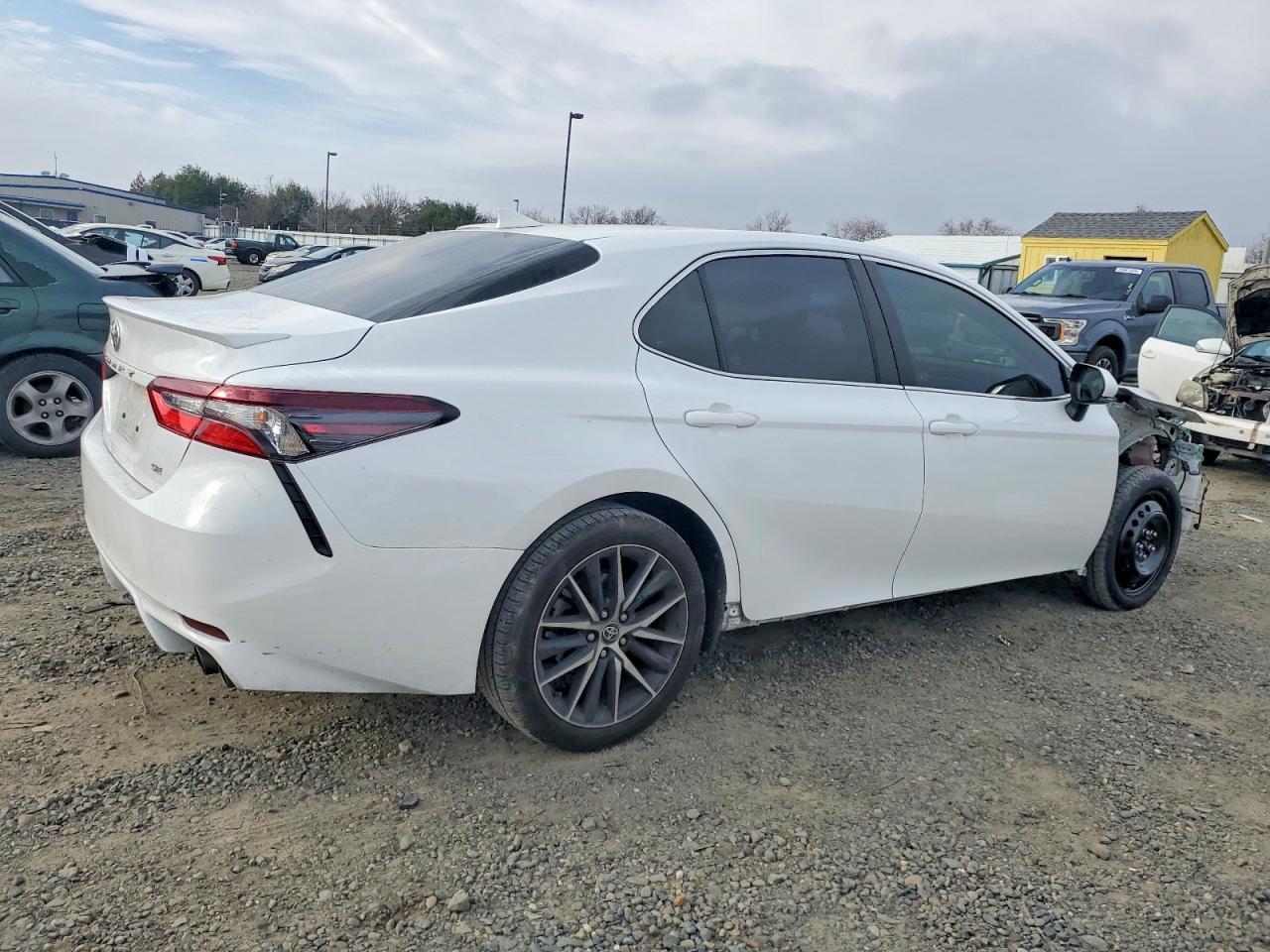 2022 TOYOTA CAMRY
