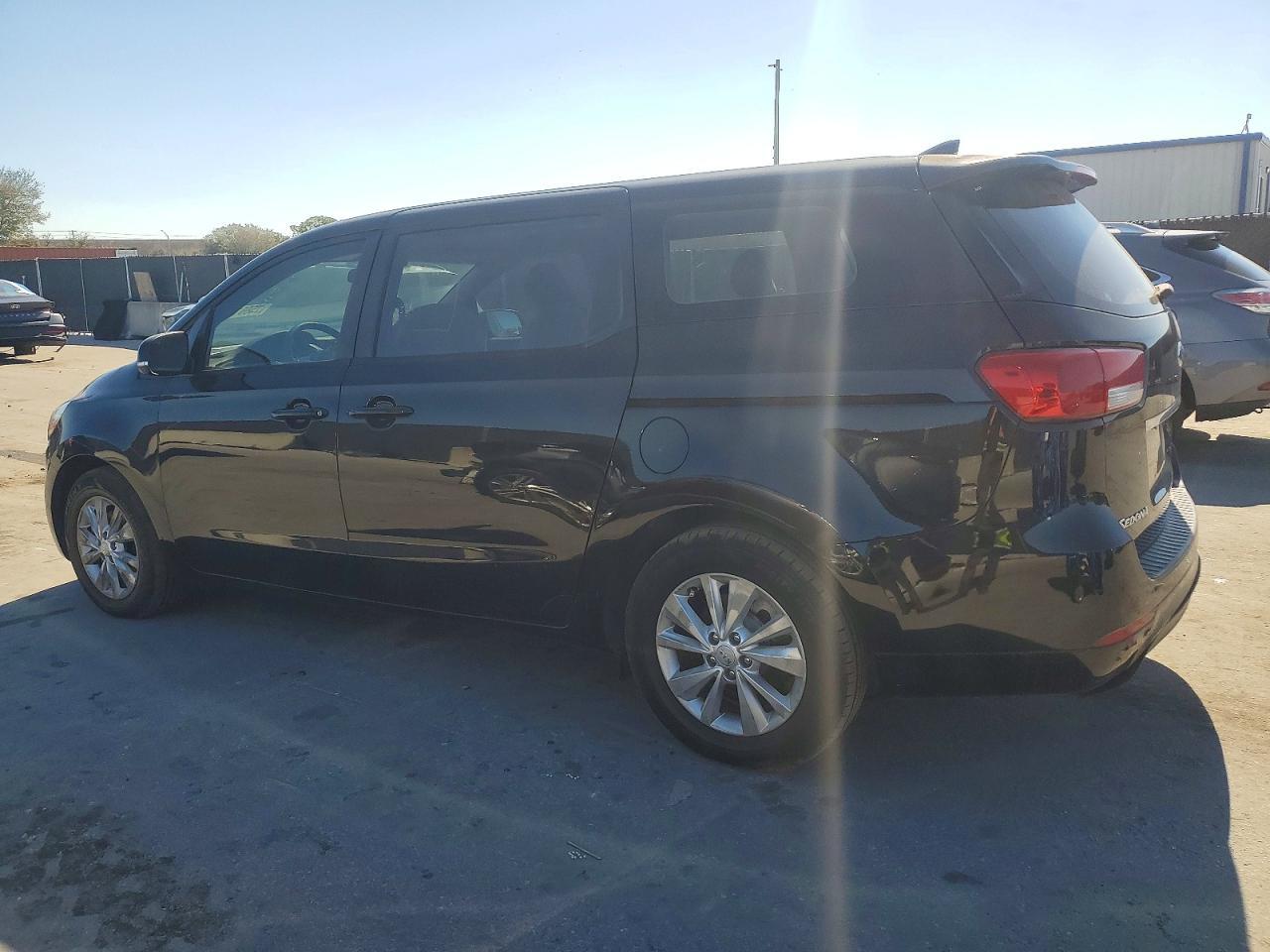 2017 KIA SEDONA